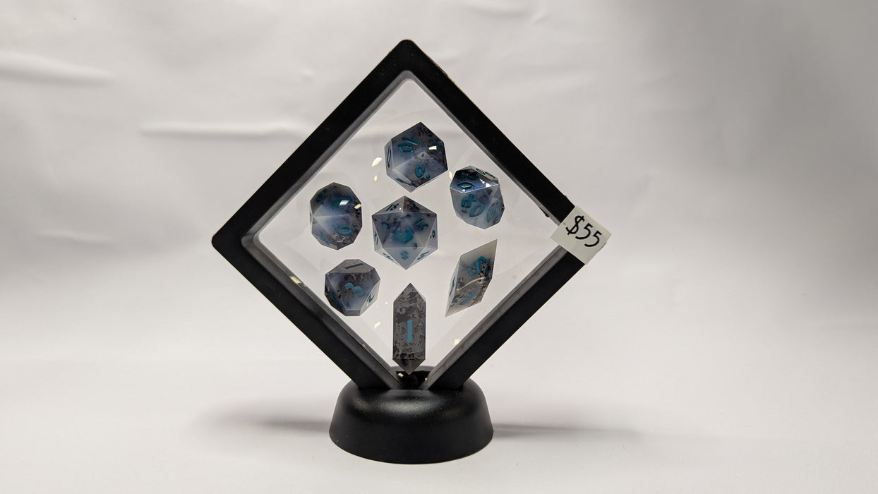 Dicetownn: Hand-crafted Sharp-Edge Resin Dice (Set of 7) - Frost Giants